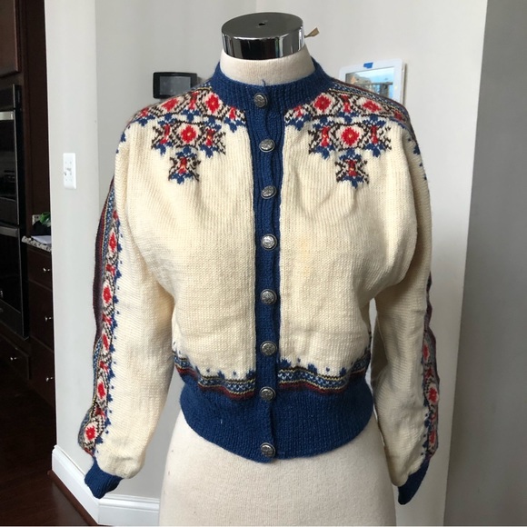 Vintage Handknit Norwegian Woolen Cardigan - Picture 3 of 15